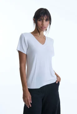 James Lakeland V-neck White T-shirt