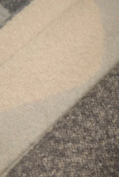 James Lakeland Wave Detail Grey Scarf